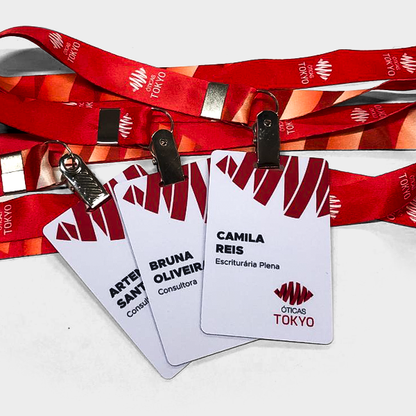 Crachá Personalizado Oticas Tokyo